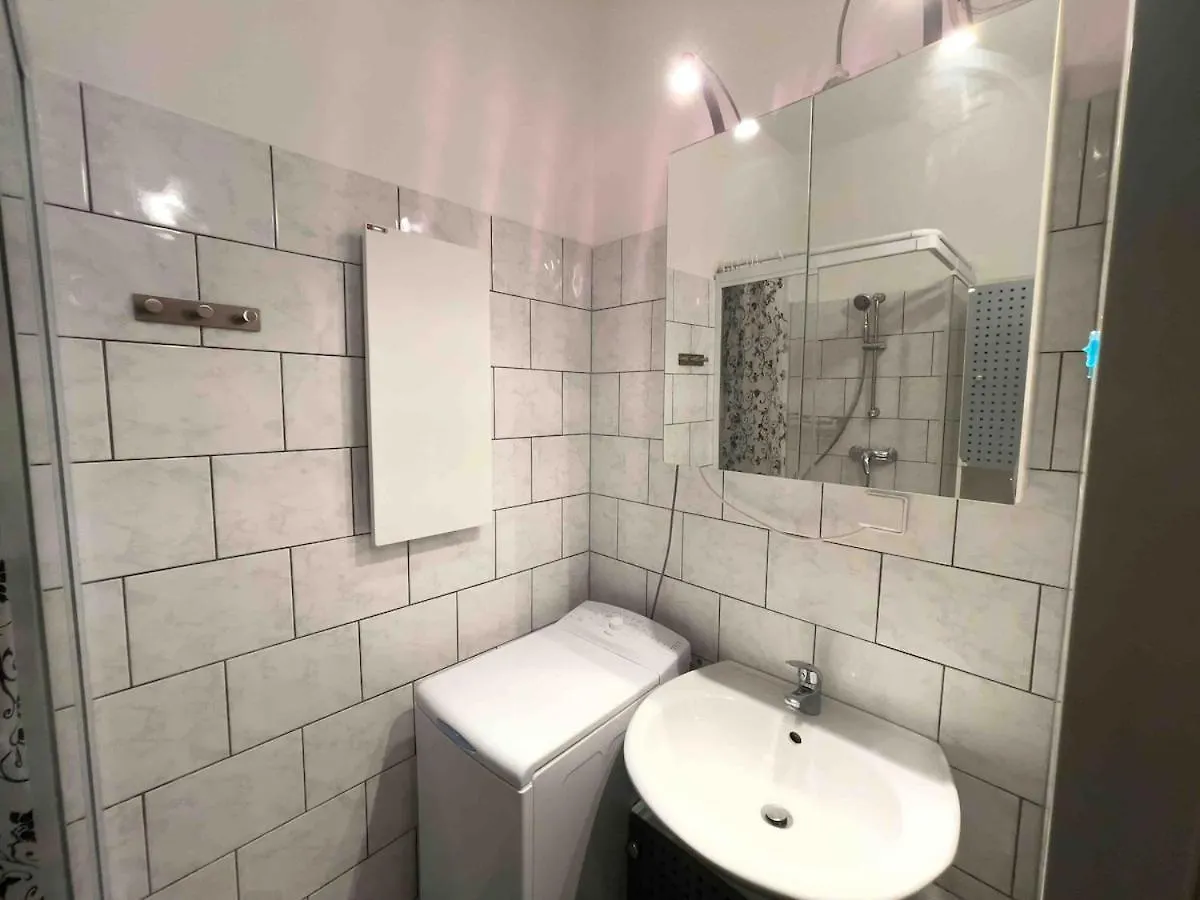 וינה Cosy Apartment Near Central Station 0*,